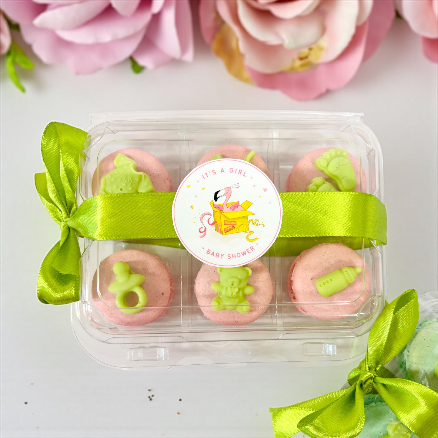 Sweet Arrival Girl Macaron Set – Customizable Flavors