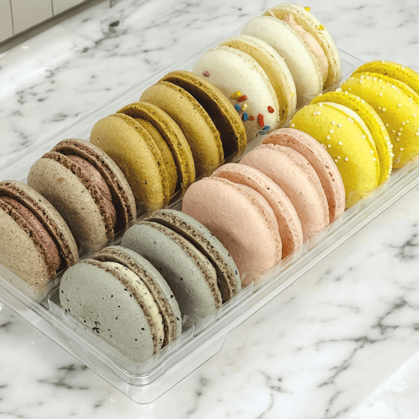 Assorted All - Natural Vegan Macarons – A Colorful Delight - Macaron Centrale4 Pack