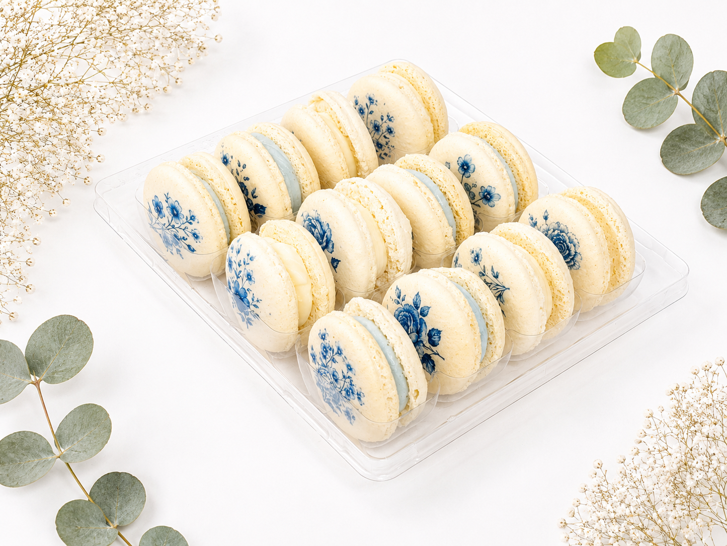 Blue Flower French Macaron Set