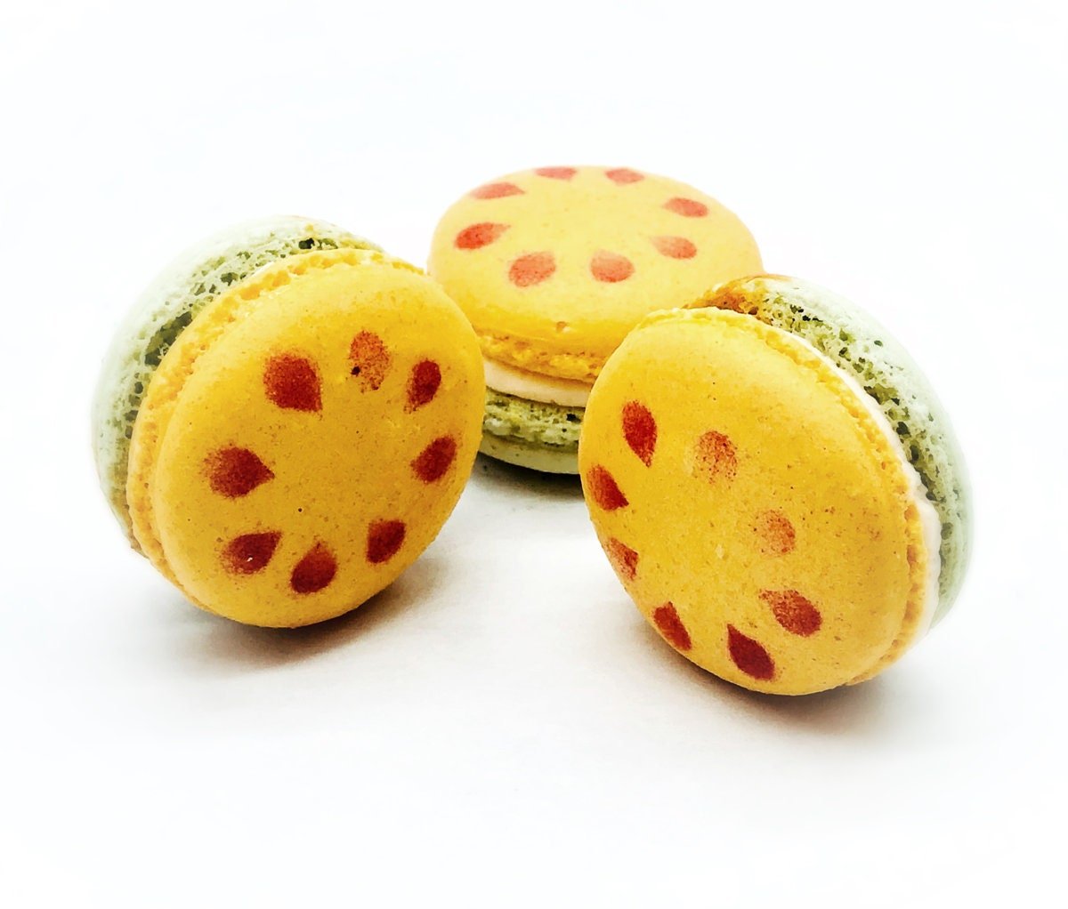 Cantaloupe Macarons | Ideal for celebratory events. - Macaron Centrale6 Pack