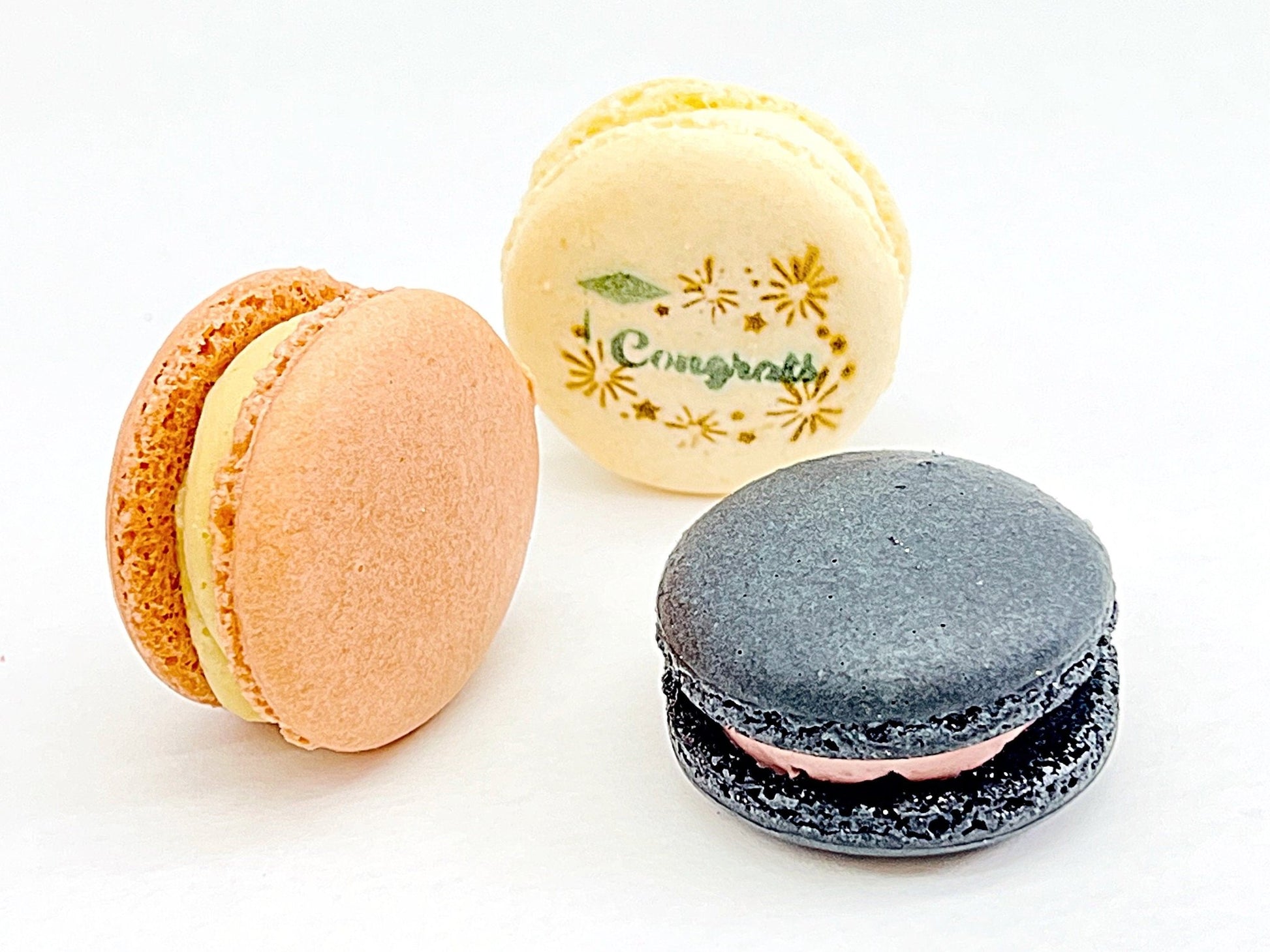 Congrats French Macaron Box (Black / Warm Brown) | Available in 6 & 12 Pack - Macaron CentraleBlackberry6 Pack