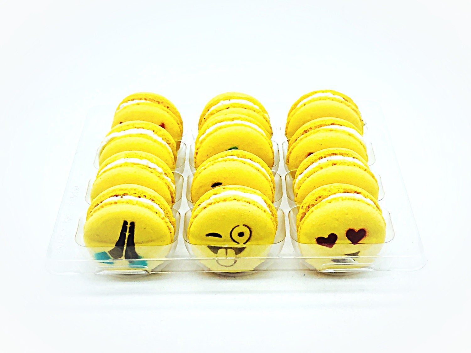 Emoji French Macaron Set | Available in 6 or 12 Pack | Perfect for all party themes. - Macaron CentraleVanilla6 Pack