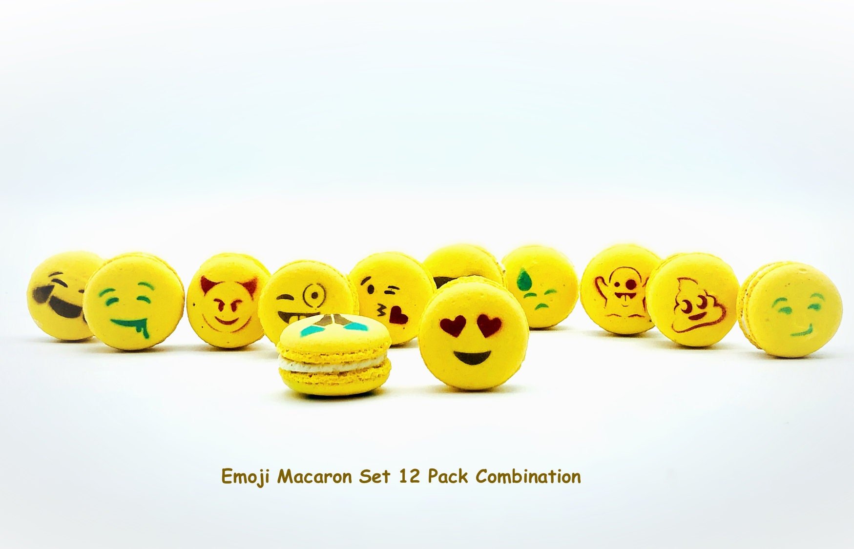 Emoji French Macaron Set | Available in 6 or 12 Pack | Perfect for all party themes. - Macaron CentraleVanilla6 Pack