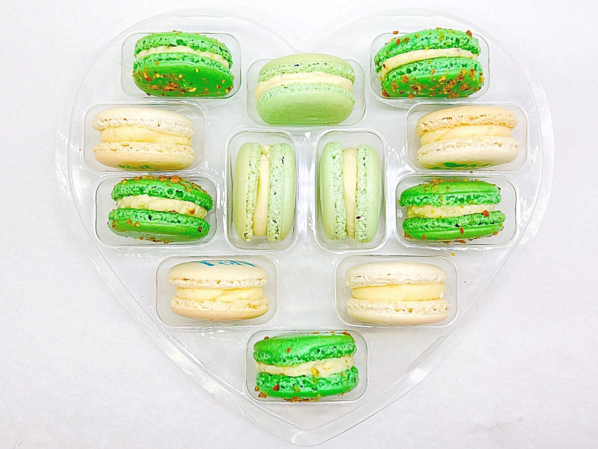 French Macaron Gift Set for Dad | 12 Pack Assortment Vanilla, Apple, Pistachio - Macaron Centrale