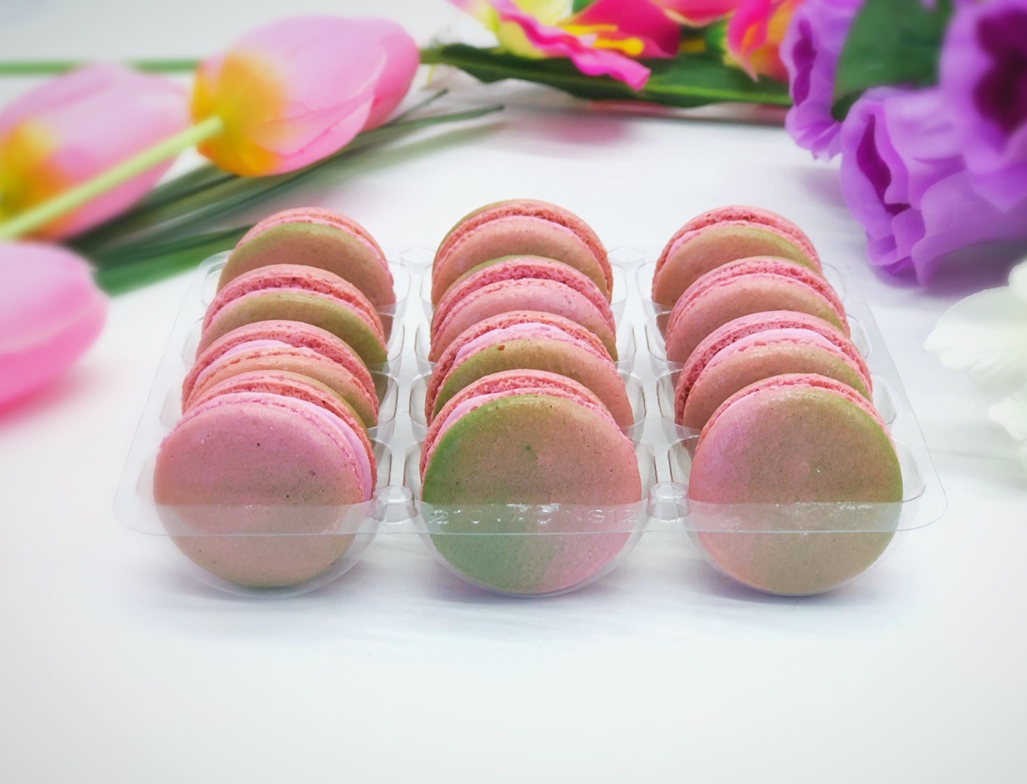 Guava Macarons | Perfect for any celebratory events. - Macaron Centrale6 pack