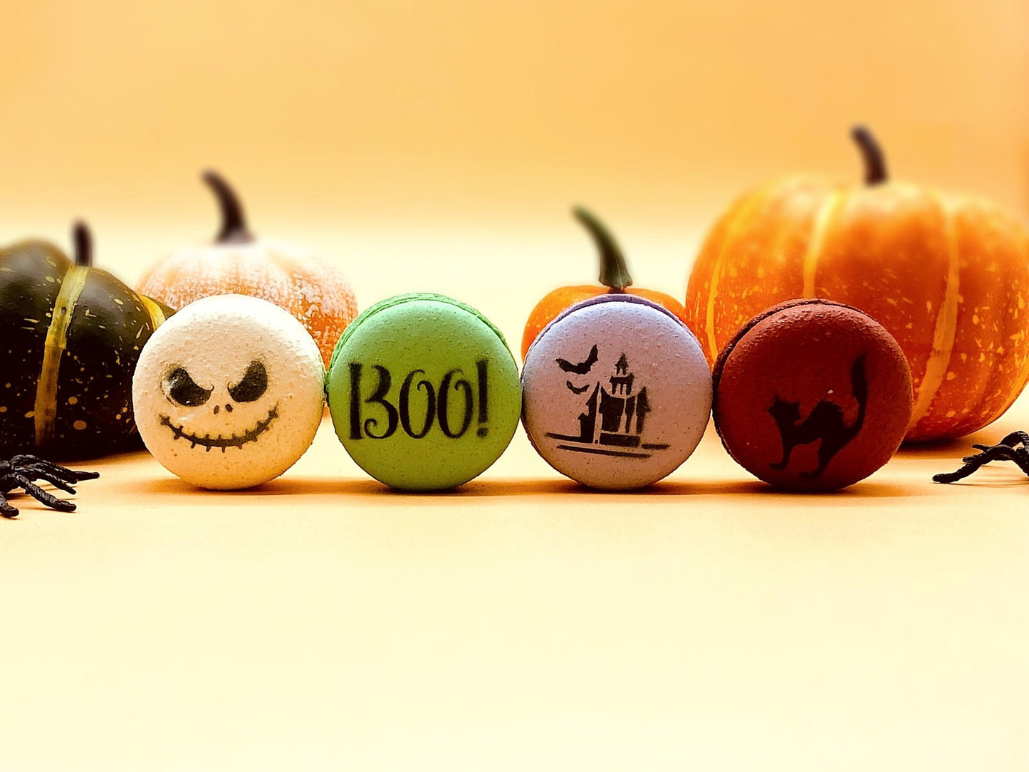 Halloween Vegan French Macaron Set | Ideal for celebratory events. - Macaron Centrale4 Pack