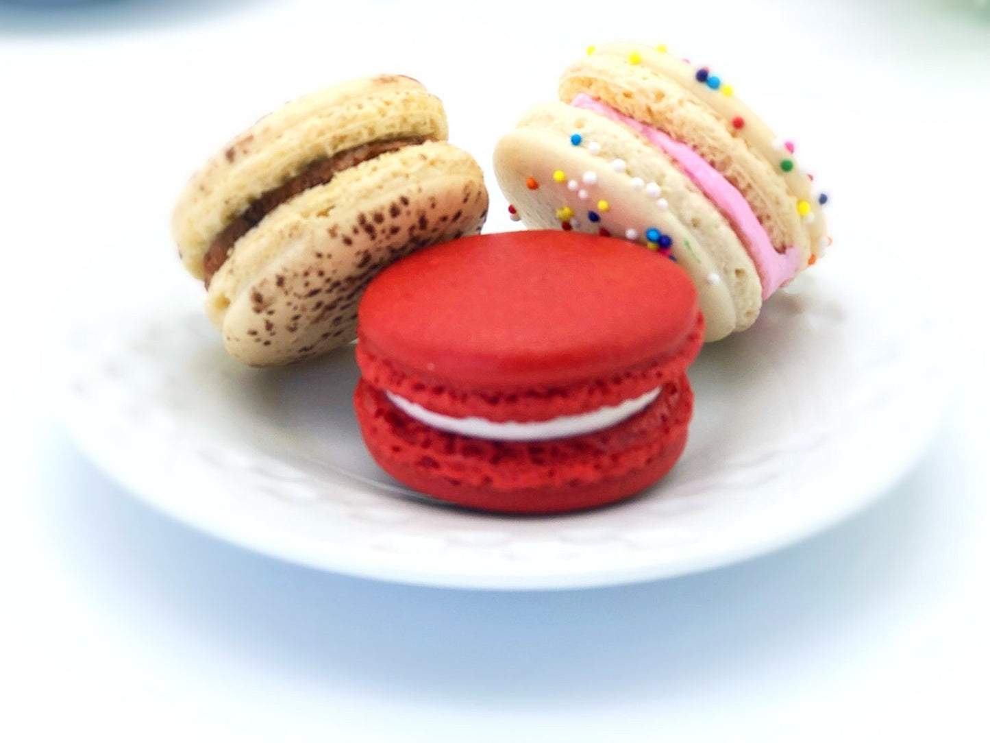 Happy New Year 6 Pack Macaron Gift Box - Macaron CentraleBirthday Cake