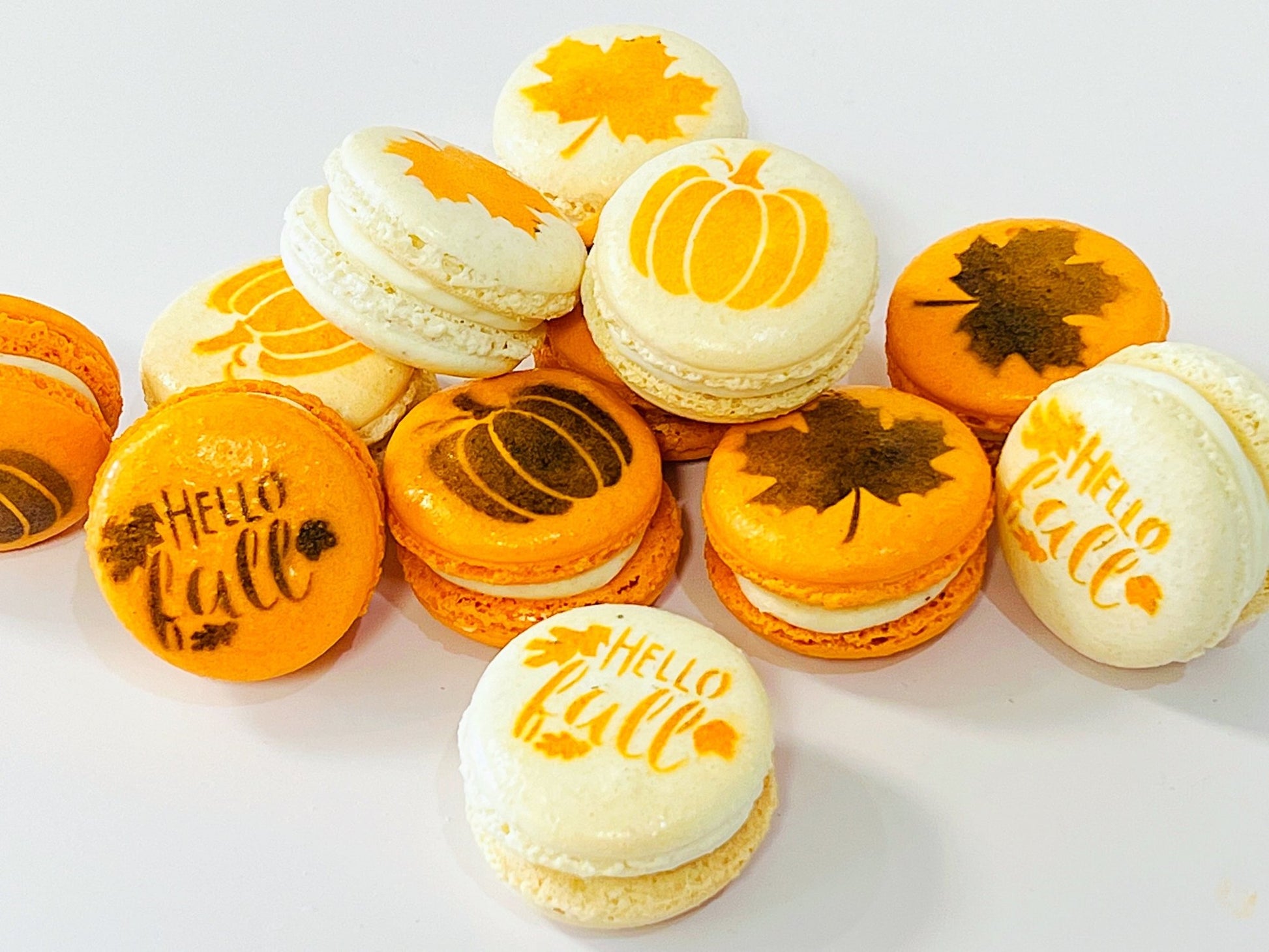 Hello Fall French Macaron Set - Macaron Centrale12