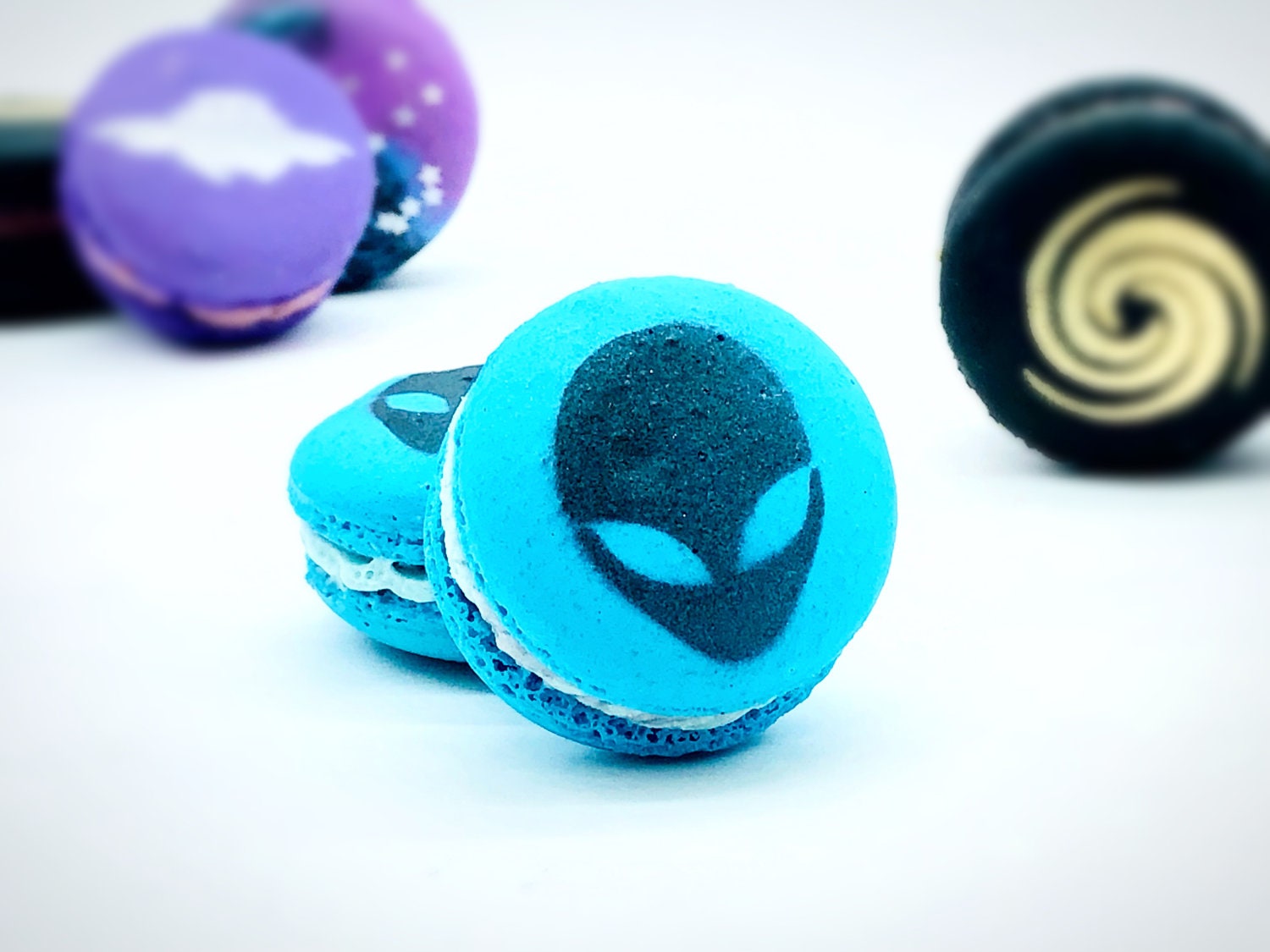 Space Edition Mac Collection | Available In 12 Or 24 Pack | Perfect For Space Themed Party