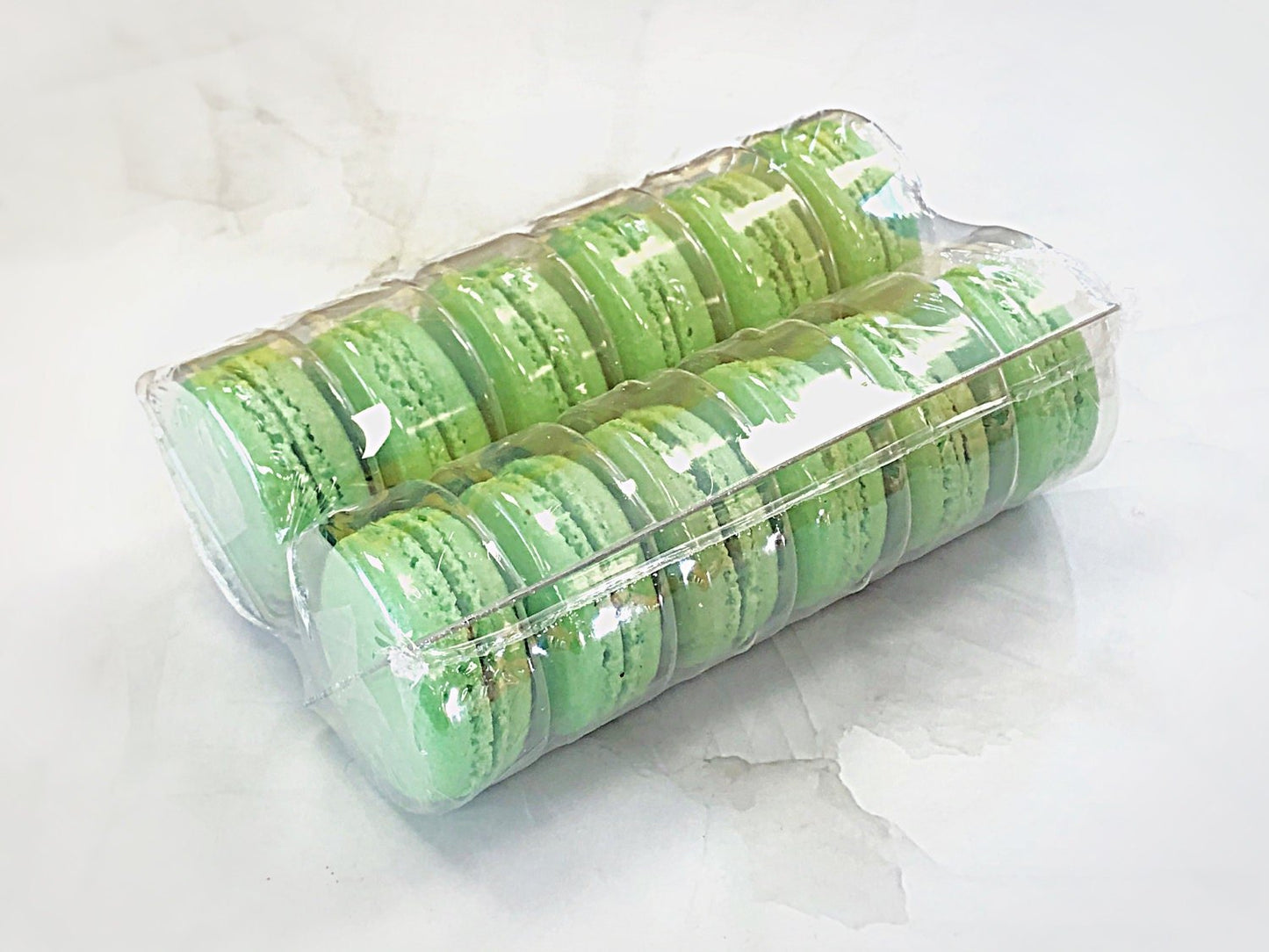 Leaf Green French Macaron Shell | Perfect for Cake Decorators or Your Dessert DIY Project - Macaron Centrale6 Pairs