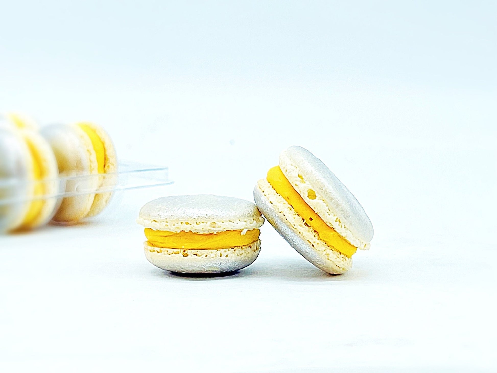 Luxe Mac | Honey Butterscotch French Macaron | Available in 6, 12 and 24 Pack - Macaron Centrale6 Pack