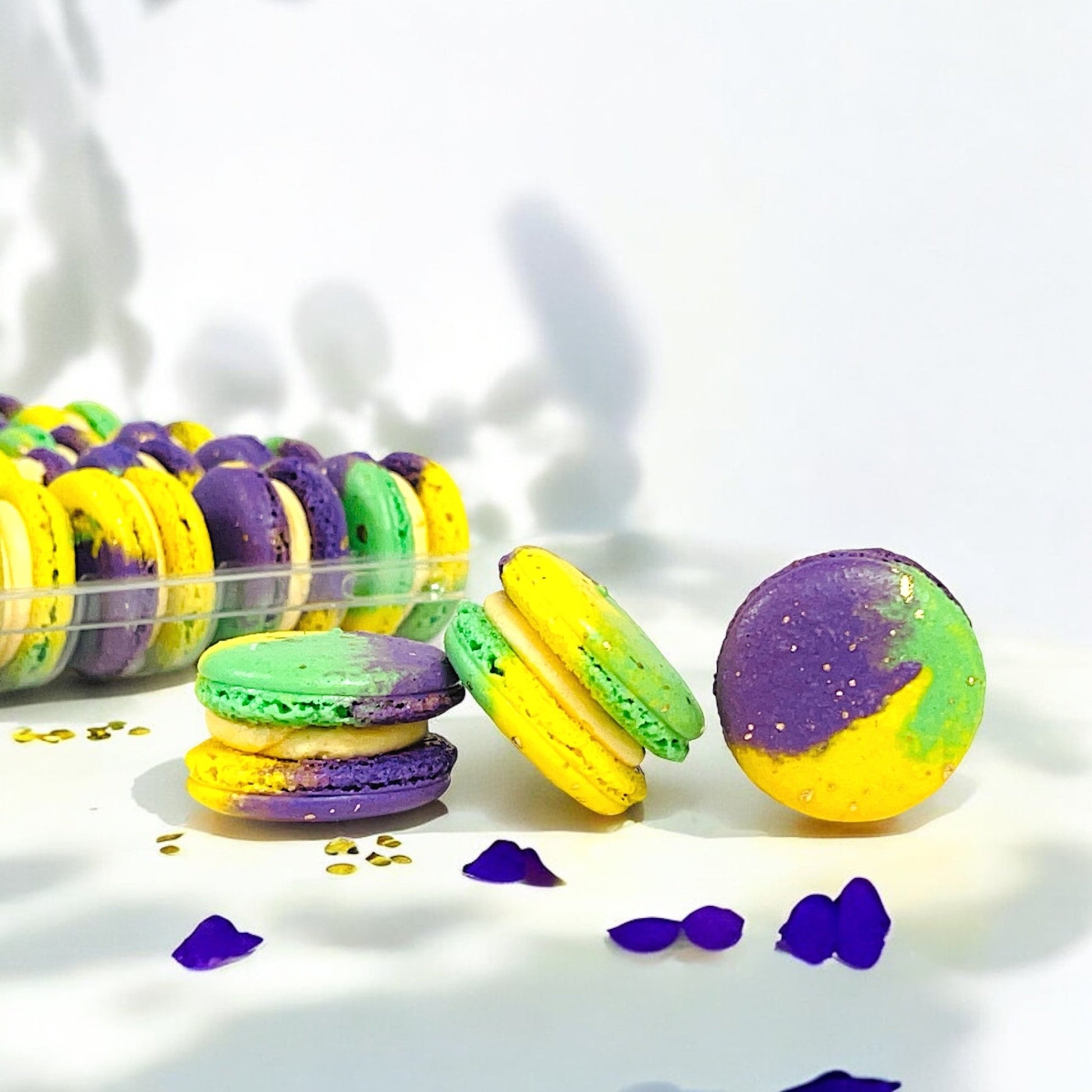 Mardi Gras French Macarons – Hurricane Cocktail Flavor - Macaron Centrale