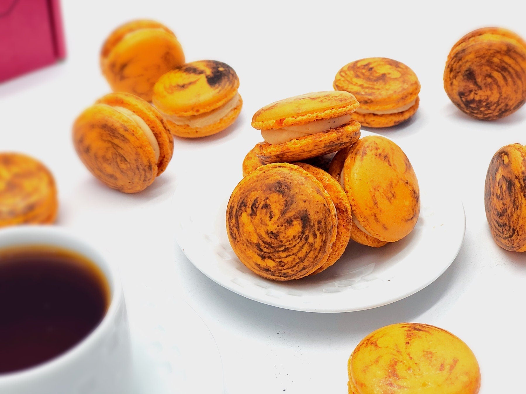 Thai Tea Macarons (6 pack) - Macaron Centrale