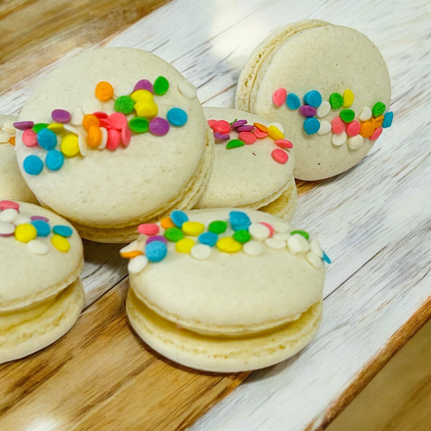 Vegan Confetti French Macarons – Naturally Colored, Customizable Flavors & Individually Wrapped - Macaron CentraleTop Seller's Flavors6 Pack