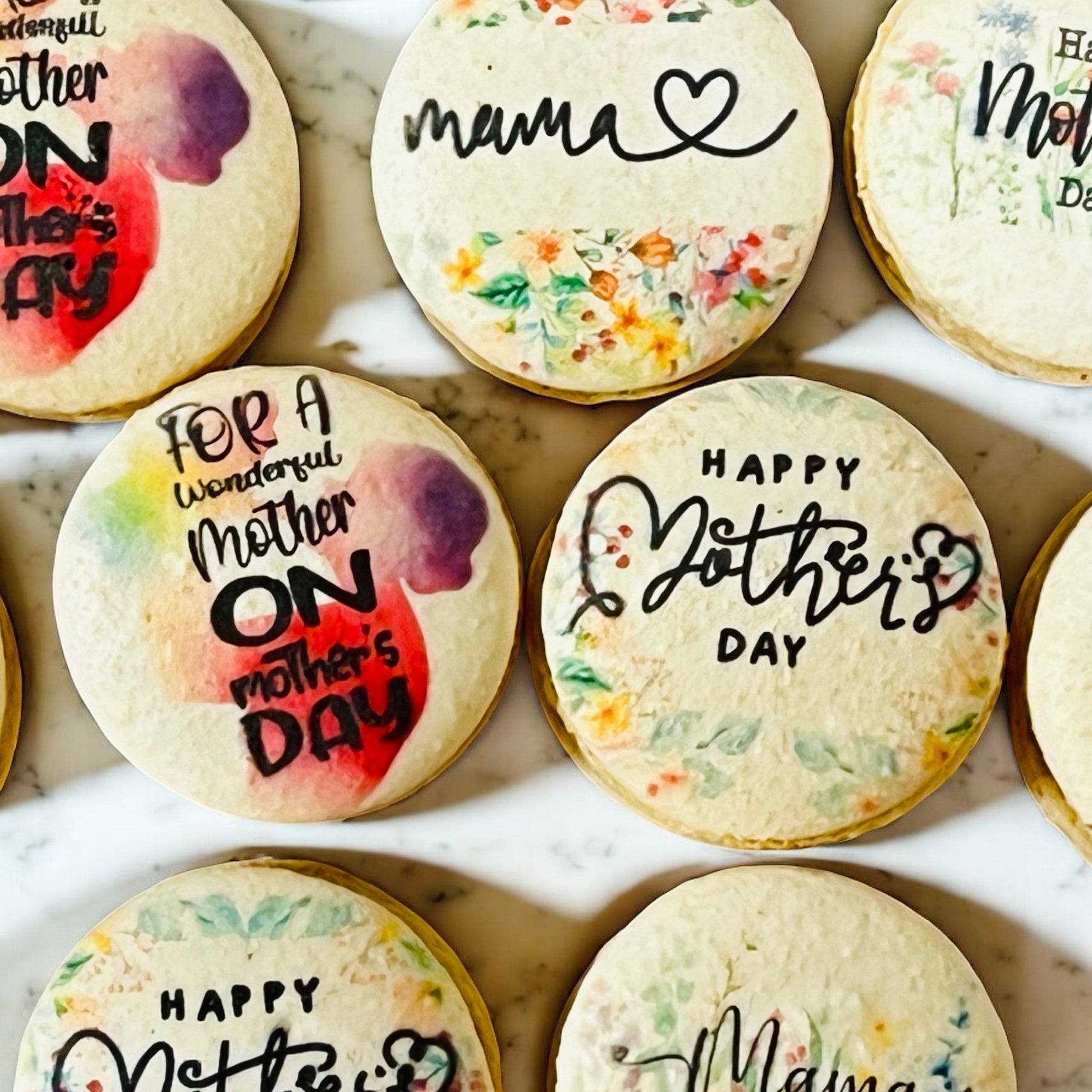 Vegan Mother's Day Macaron Gift Box | 6 & 12 Pack | a perfect gift for moms - Macaron CentraleMother's Day6 Pack