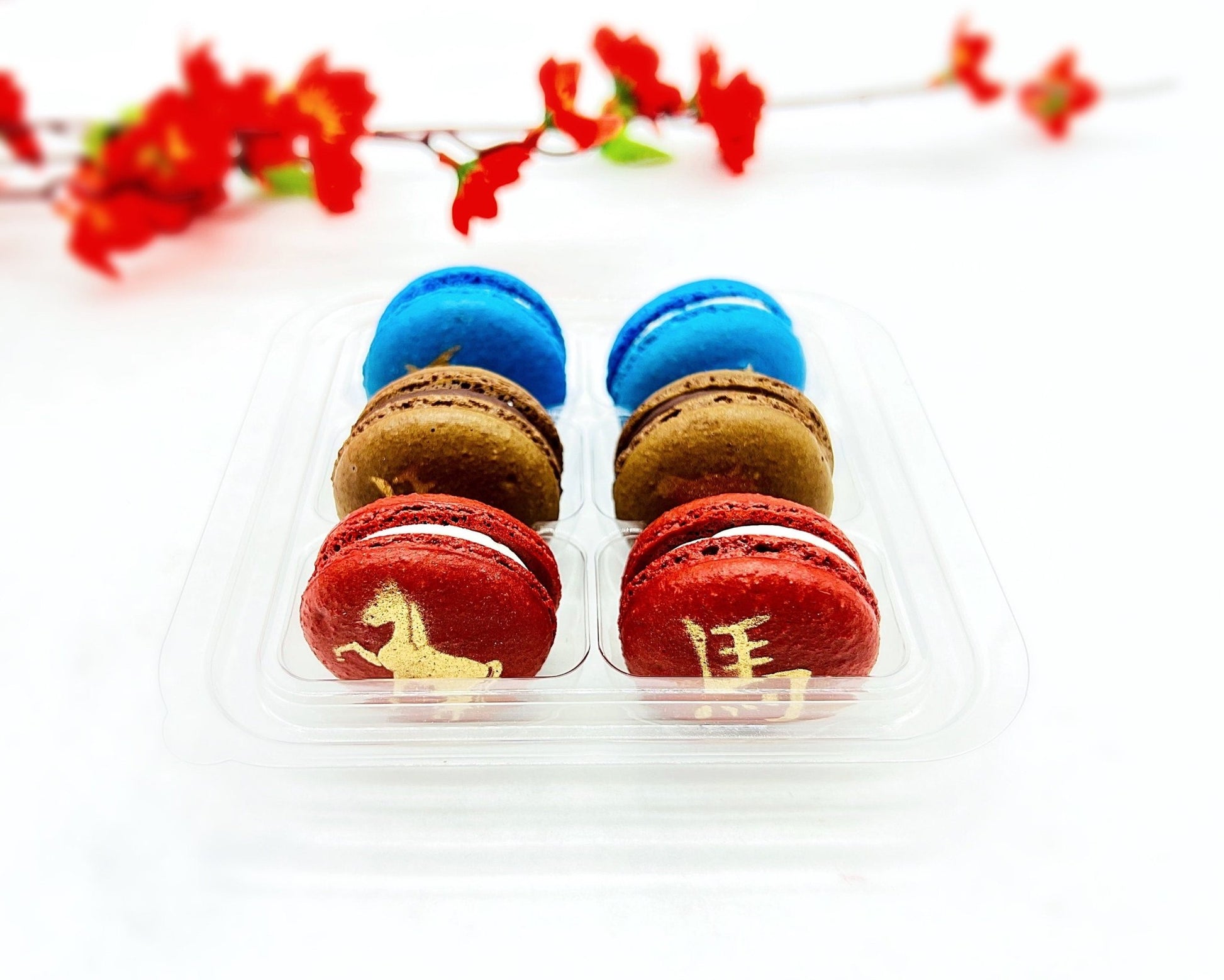 Year of The Horse | Assorted French Macaron decorated with Gold Dust - Macaron CentraleVariety6 Pack
