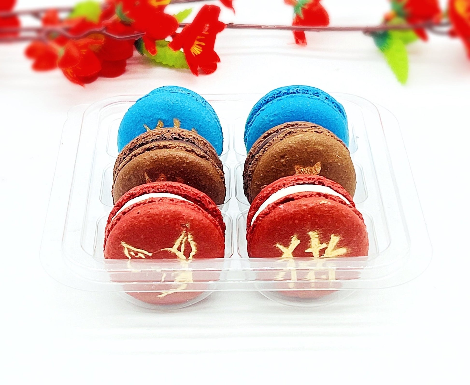 Year of The Pig | Assorted French Macaron decorated with Gold Dust - Macaron CentraleVariety6 Pack