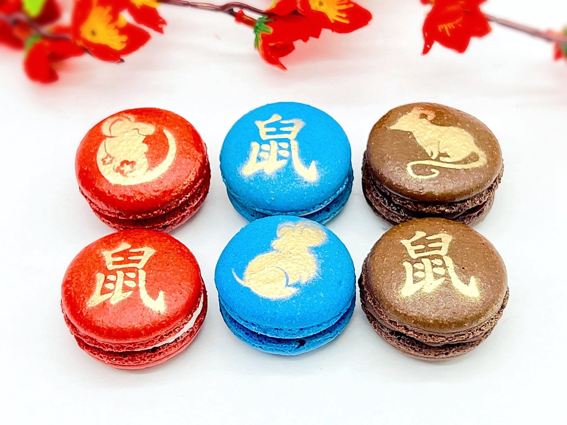 Year of The Rat | Assorted French Macaron decorated with Gold Dust - Macaron CentraleVariety6 Pack
