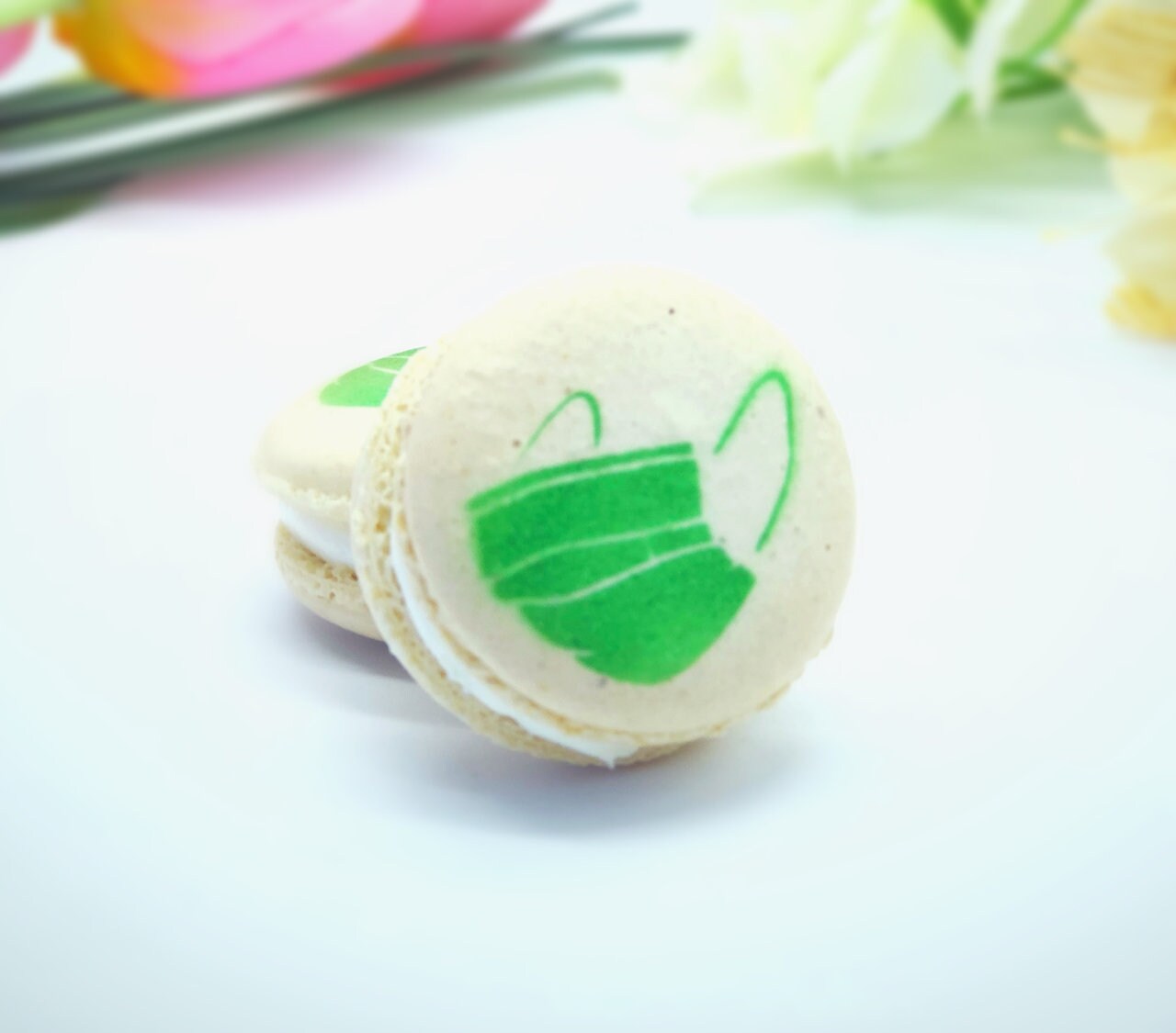 Novelty Macarons | Edible Spray Paint (Face Mask)